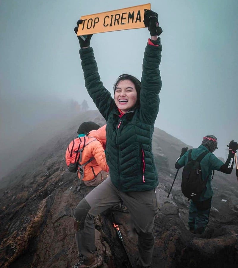 Gunung Ciremai: Gelang Khusus Untuk Para Pendaki