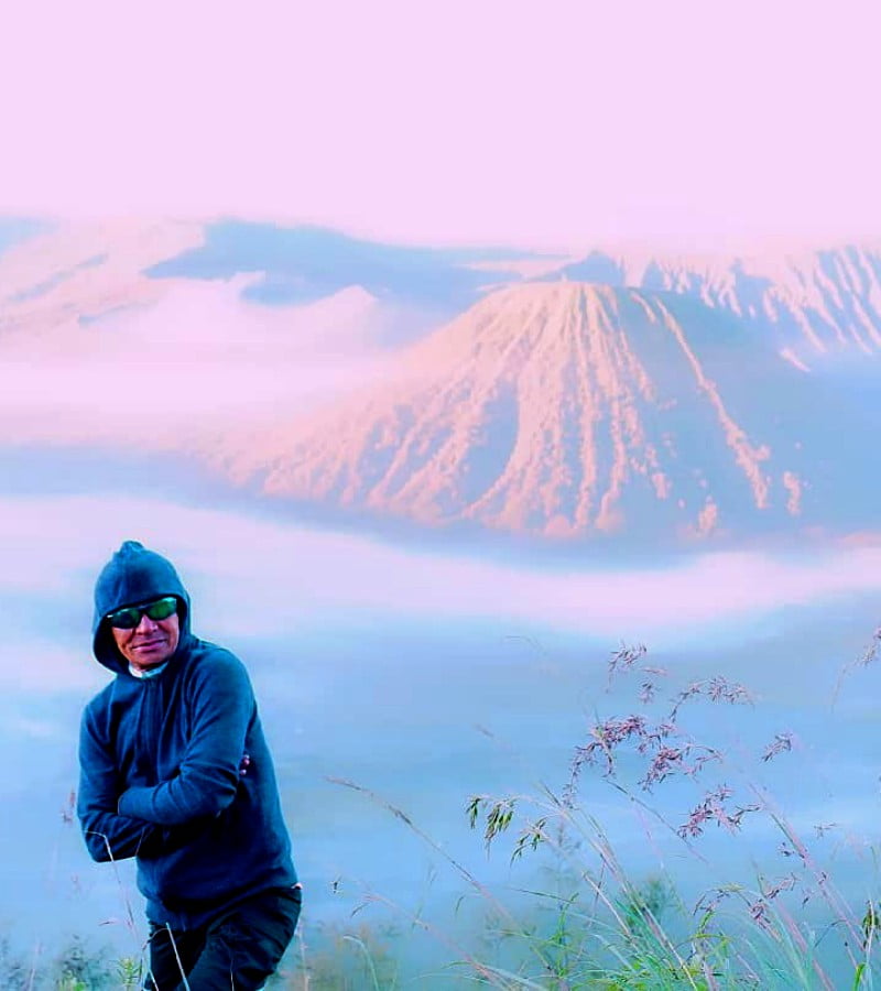 Jessie Mustamu, Legenda Timnas Indonesia yang Hobby Naik Gunung