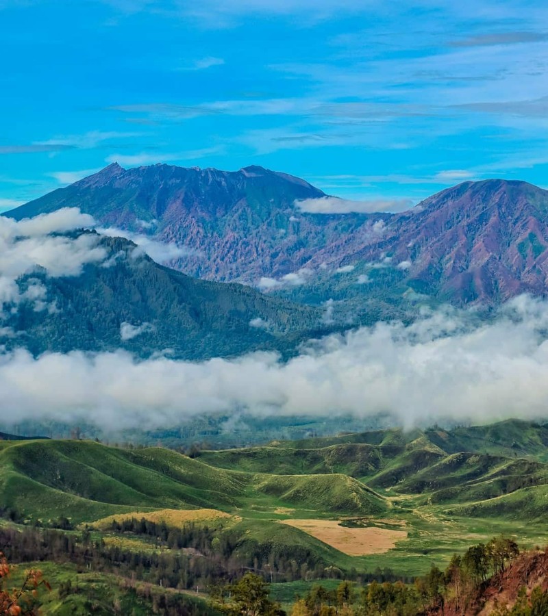 Gunung Raung Meletus; Abu Vulkanik Setinggi 1.500 meter, Jalur Pendakian Ditutup