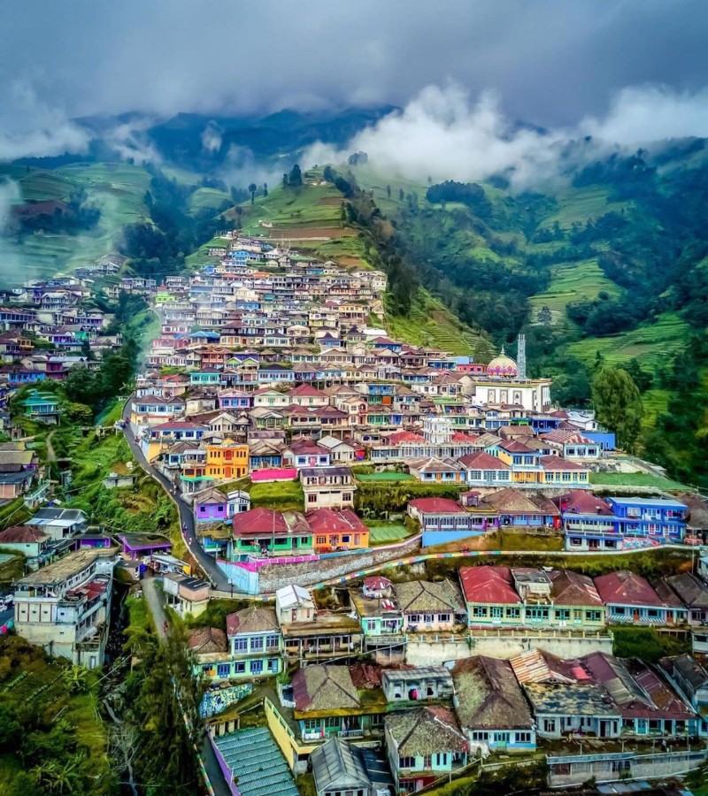 Nepal van Java: Tips Berkunjung ke Nepal-nya Indonesia