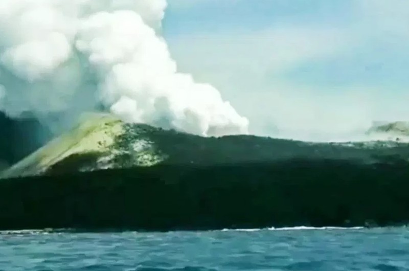Anak Krakatau Menjadi Gunung Api Teraktif dan Masih Terjadi Erupsi