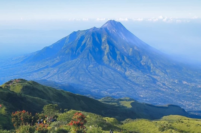 Gunung Merbabu: 4 Jalur Pendakian Ditutup Selama Ramadhan