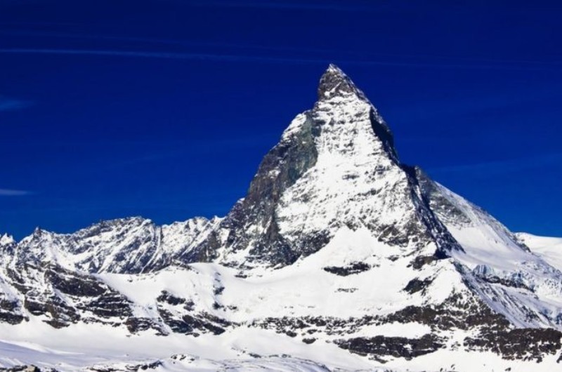 Toblerone Akan Hapus Gambar Puncak Gunung Matterhorn dari Kemasannya